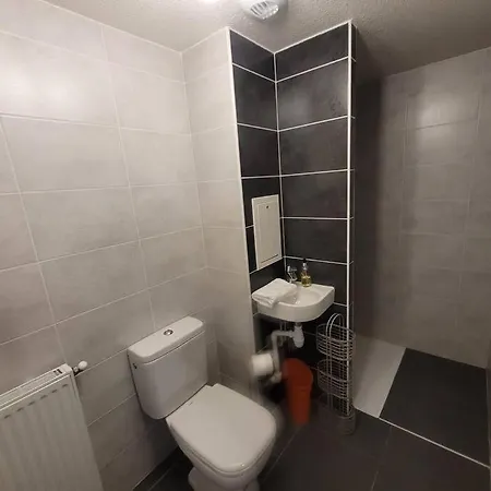 Apartman Zorta - Ground Floor With Private Garden *